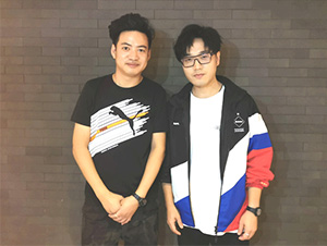 明星经纪人陈星与王铮亮合影